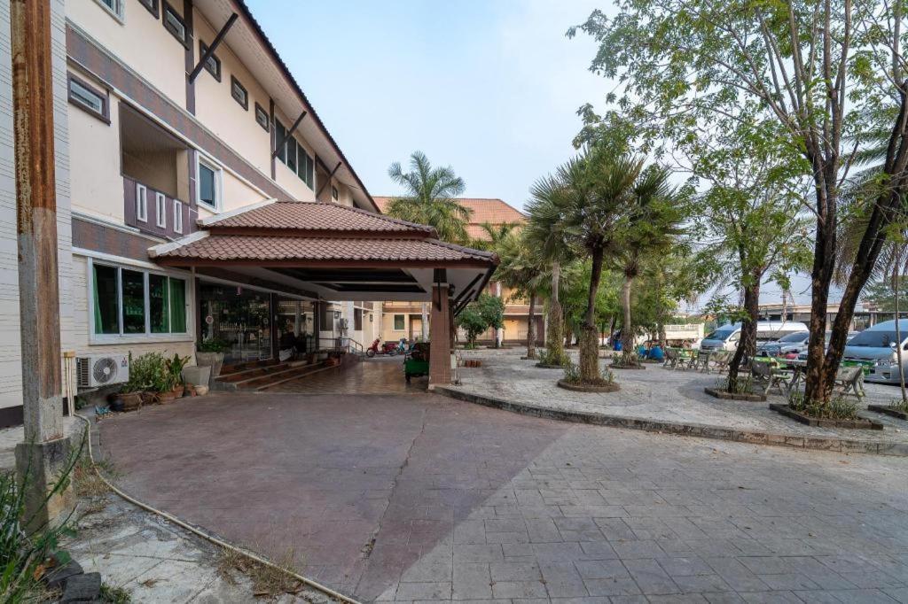 Sukhothai Porncharoen Resort&Spa Kong Krailat Exteriör bild