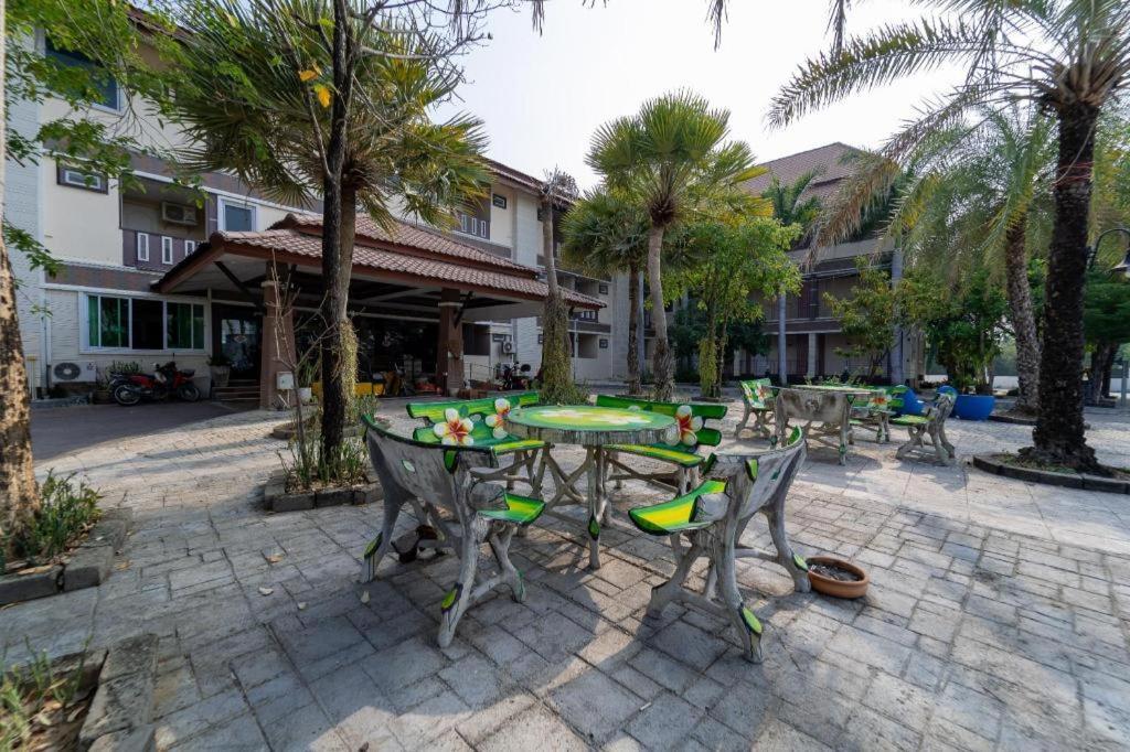 Sukhothai Porncharoen Resort&Spa Kong Krailat Exteriör bild